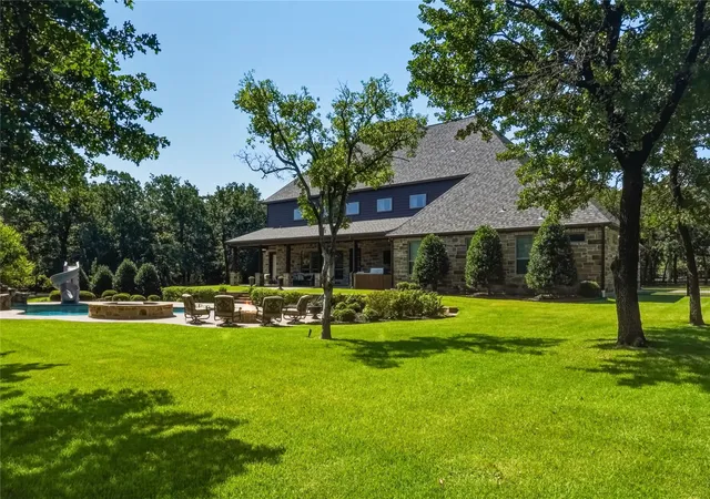 Photo 3 of Mansion for sale at 470 Granite Wy, Jacksboro, TX 76458 | MLS# 21329130 | Listing updated on 2026-08-22