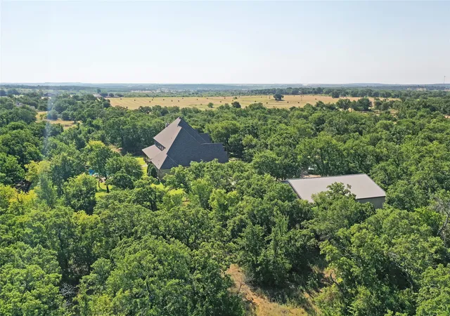 Photo 4 of Single family home for sale at 470 Granite Wy, Jacksboro, TX 76458 | MLS# 21329130 | Listing updated on 2026-08-22