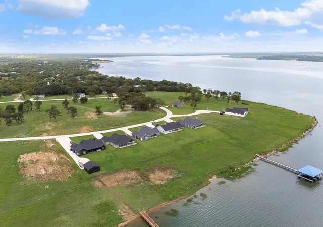 Photo 34 of Single family home for sale at 249 Caro Dr, West Tawakoni, TX 75474 | MLS# 21330825 | Listing updated on 2026-09-20
