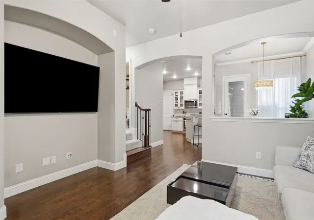 Photo 4 of Townhouse for sale at 853 Rohan Dr, Richardson, TX 75081 | MLS# 21329518 | Listing updated on 2026-09-01