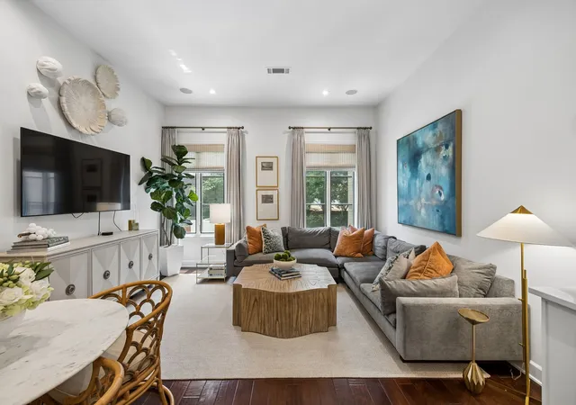 Photo 4 of Condo for sale at 3210 Carlisle St #48, Dallas, TX 75204 | MLS# 21331098 | Listing updated on 2026-08-22