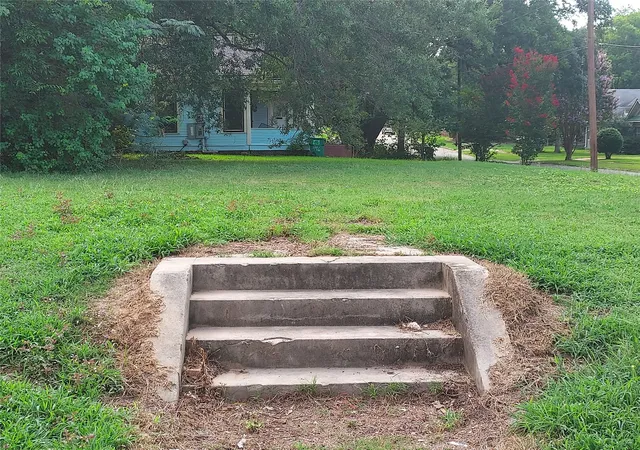 Photo 2 of Land for sale at 2029 Highland, Shreveport, LA 71104 | MLS# 21331210 | Listing updated on 2026-07-15