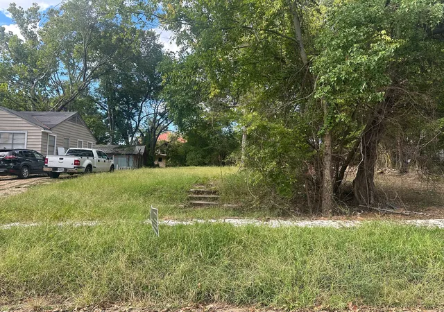 Photo 1 of Land for sale at 617 Wyandotte St, Shreveport, LA 71101 | MLS# 21331221 | Listing updated on 2026-07-15