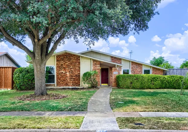 Photo 1 of Single family home for sale at 815 Fleming Trl, Richardson, TX 75081 | MLS# 21165919 | Listing updated on 2026-10-01