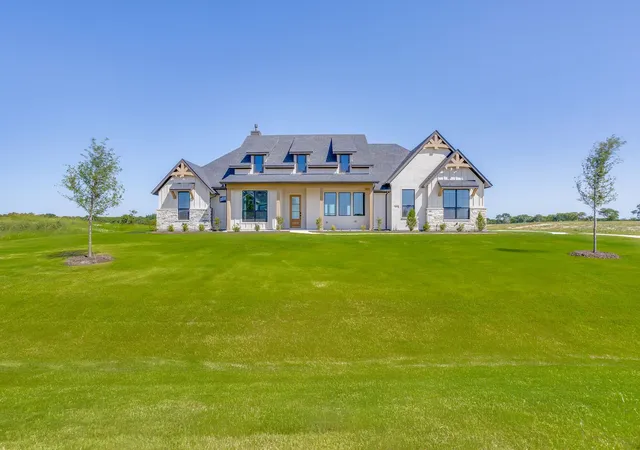 Photo 2 of Single family home for sale at 3051 Paradise Mountain Wy, Waxahachie, TX 75167 | MLS# 21330254 | Listing updated on 2026-07-24