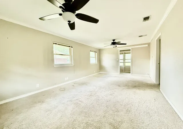 Photo 4 of Single family home for sale at 202 Juniper St, Mansfield, TX 76063 | MLS# 21331277 | Listing updated on 2026-09-25