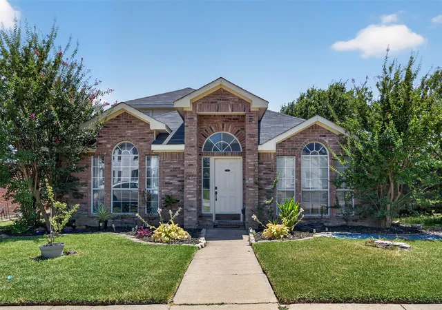 Photo 1 of Single family home for sale at 2272 Bresee Dr, Carrollton, TX 75010 | MLS# 21330998 | Listing updated on 2026-08-29