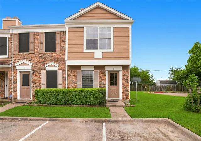 Photo 1 of Condo for sale at 703 Lee St #6, Mesquite, TX 75149 | MLS# 21330339 | Listing updated on 2026-08-31