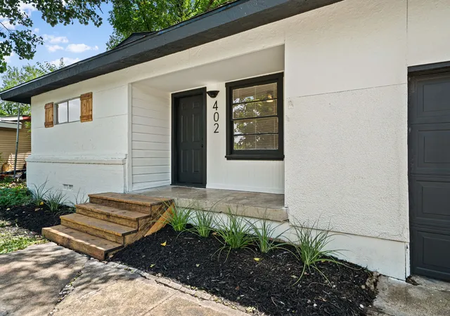 4th image of 402 E Linda Dr, Garland, TX 75041 | MLS# 21260739