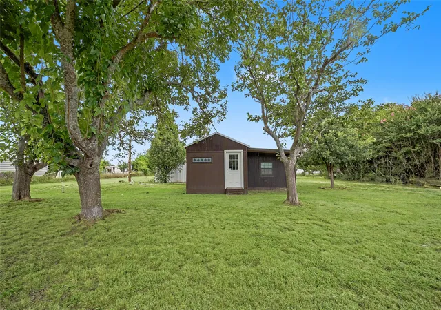 1st image of 1304 Terry Dr, Willow Park, TX 76008 | MLS# 21331521