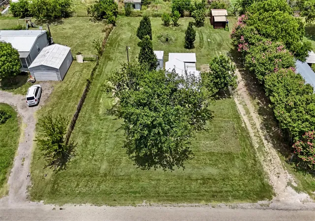 5th image of 1304 Terry Dr, Willow Park, TX 76008 | MLS# 21331521