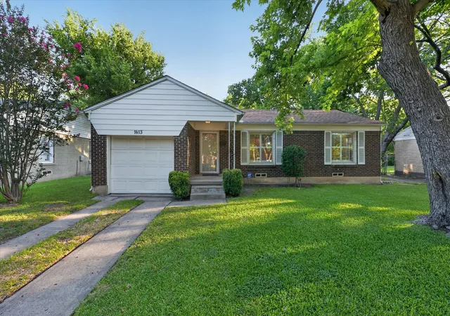 Photo 1 of Sale Pending at 1613 Pat Dr, Dallas, TX 75228 | MLS# 21331515 | Listing updated on 2026-08-28