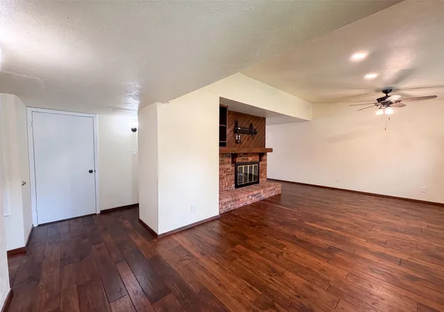 Photo 3 of Single family home for sale at 530 Shadowcrest Ln, Coppell, TX 75019 | MLS# 21331639 | Listing updated on 2026-09-29