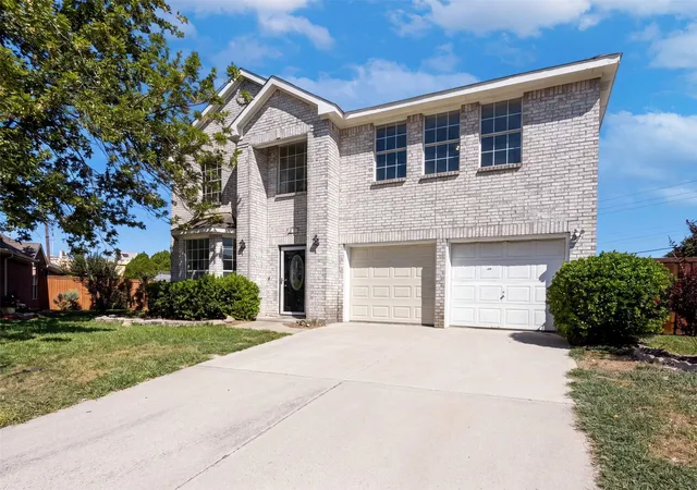 Homes for sale in Plano, TX | 861 Pimernel Ln, Plano, TX 75075 | MLS# 21331645