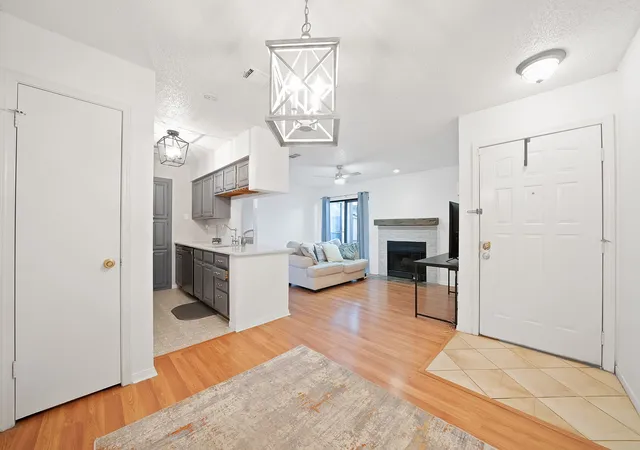 Photo 1 of Sale Pending at 1307 Willoughby Ln #5412, Arlington, TX 76011 | MLS# 21331655 | Listing updated on 2026-10-01