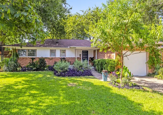 1st image of 603 W Belt Line Rd, Richardson, TX 75080 | MLS# 21329329