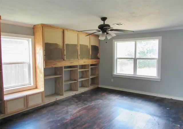 Photo 4 of Sale Pending at 608 Hayes St, Mc Gregor, TX 76657 | MLS# 21331670 | Listing updated on 2026-07-21