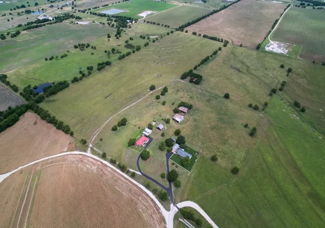 Photo 3 of House for sale at 245 Private Road 4214, Decatur, TX 76234 | MLS# 21329610 | Listing updated on 2026-07-15