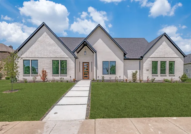 2nd image of 1104 Devonshire Dr N, Forney, TX 75126 | MLS# 21331526