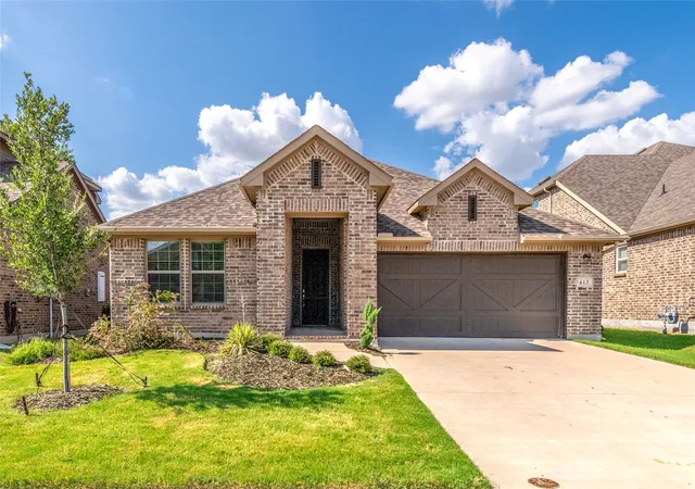 Photo 1 of Single family home for sale at 613 Cattle Chute Ct, Celina, TX 75009 | MLS# 21331446 | Listing updated on 2026-08-22
