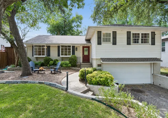 Photo 1 of Sale Pending at 703 S Weatherred Dr, Richardson, TX 75080 | MLS# 21322299 | Listing updated on 2026-08-29