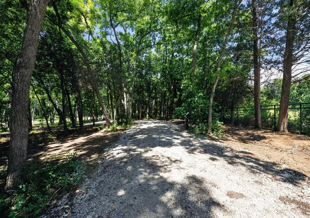 Photo 4 of Land for sale at 0 Willy Vester Off Of Rd, Van Alstyne, TX 75495 | MLS# 21329018 | Listing updated on 2026-07-15