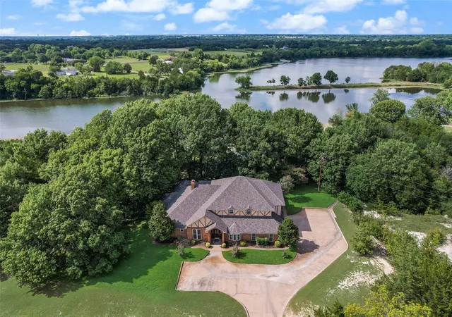 Photo 1 of Land for sale at 235 Taylor Rd, Waxahachie, TX 75165 | MLS# 21331111 | Listing updated on 2026-08-27