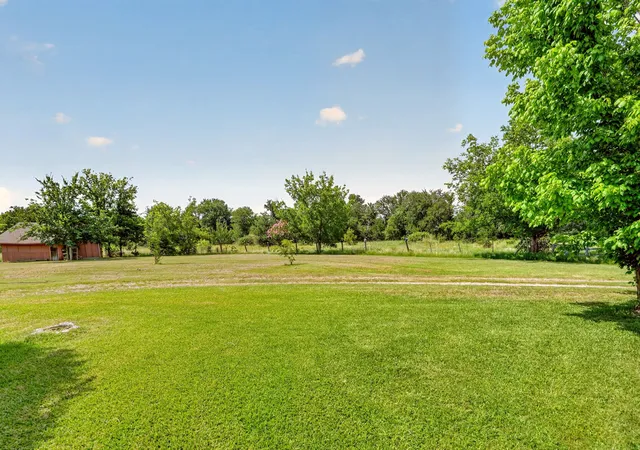 Photo 2 of Single family home for sale at 3871 Post Oak Blvd, Caddo Mills, TX 75135 | MLS# 21331678 | Listing updated on 2026-07-15