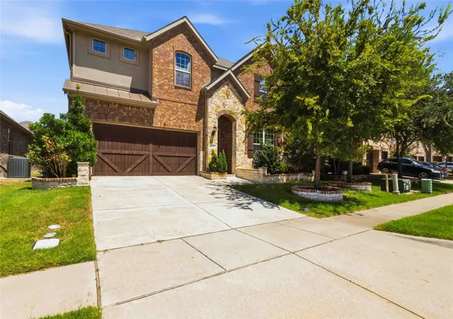 Photo 3 of Single family home for sale at 4121 Portola Dr, Mc Kinney, TX 75070 | MLS# 21331805 | Listing updated on 2026-08-27