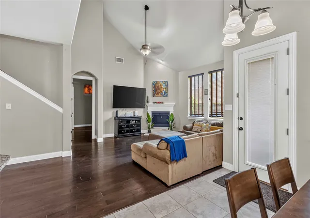 Photo 4 of Single family home for sale at 4121 Portola Dr, Mc Kinney, TX 75070 | MLS# 21331805 | Listing updated on 2026-08-27