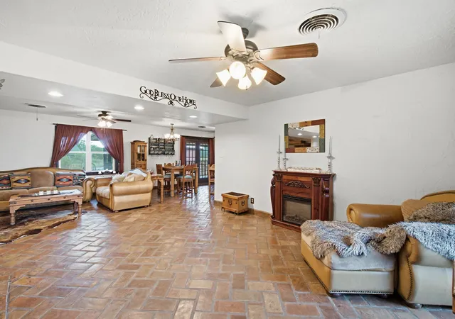 Photo 4 of Single family home for sale at 1670 Alexander Rd, Stephenville, TX 76401 | MLS# 21331441 | Listing updated on 2026-09-26