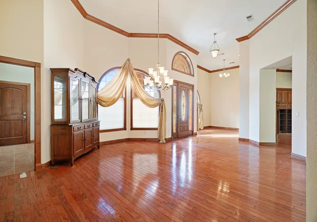 Photo 3 of Single family home for sale at 5310 Farm Road 195, Paris, TX 75462 | MLS# 21331225 | Listing updated on 2026-08-19