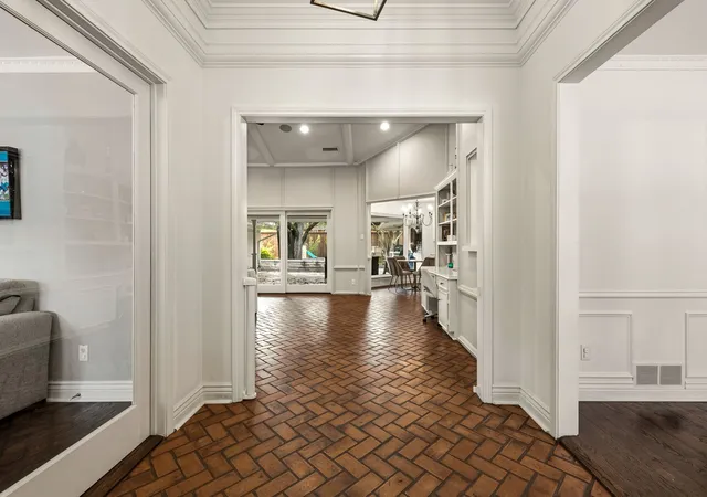 Photo 3 of Single family home for sale at 7210 Meadow Rd, Dallas, TX 75230 | MLS# 21329895 | Listing updated on 2026-08-24