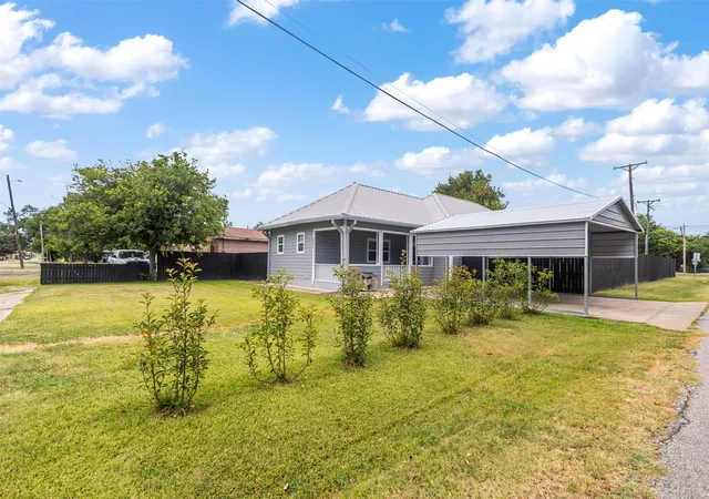 1st image of 607 S Main St, Kemp, TX 75143 | MLS# 21326607