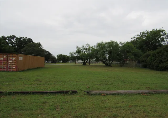 7th image of 104,105,108,109 Poco Dr, Bangs, TX 76823 | MLS# 21330988