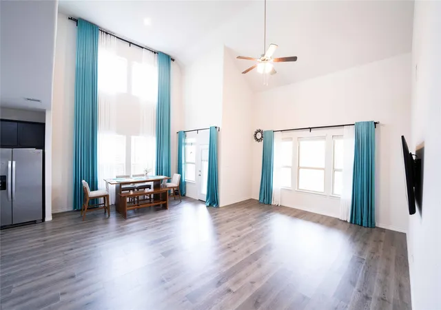 Photo 3 of Single family home for sale at 9820 Elk Falls Ln, Aubrey, TX 76227 | MLS# 21331996 | Listing updated on 2026-07-15