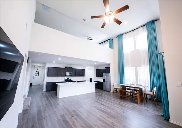 Photo 4 of Single family home for sale at 9820 Elk Falls Ln, Aubrey, TX 76227 | MLS# 21331996 | Listing updated on 2026-07-15