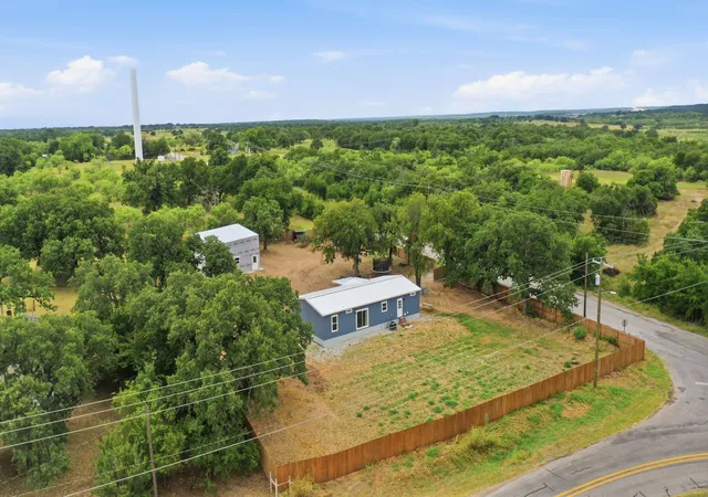 Photo 4 of Manufactured home for sale at 101 Winsett Springs Rd, Ranger, TX 76470 | MLS# 21331980 | Listing updated on 2026-10-06