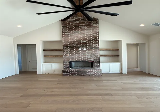 Photo 4 of Single family home for sale at 513 Nadia Dr, Aledo, TX 76008 | MLS# 21332021 | Listing updated on 2026-10-08