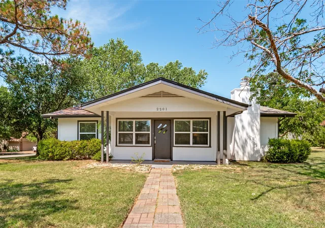 Photo 1 of Single family home for sale at 2201 Lake Coves Dr, Flower Mound, TX 75022 | MLS# 21331989 | Listing updated on 2026-09-22