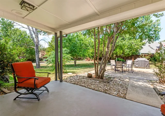 Photo 3 of Single family home for sale at 2201 Lake Coves Dr, Flower Mound, TX 75022 | MLS# 21331989 | Listing updated on 2026-09-22