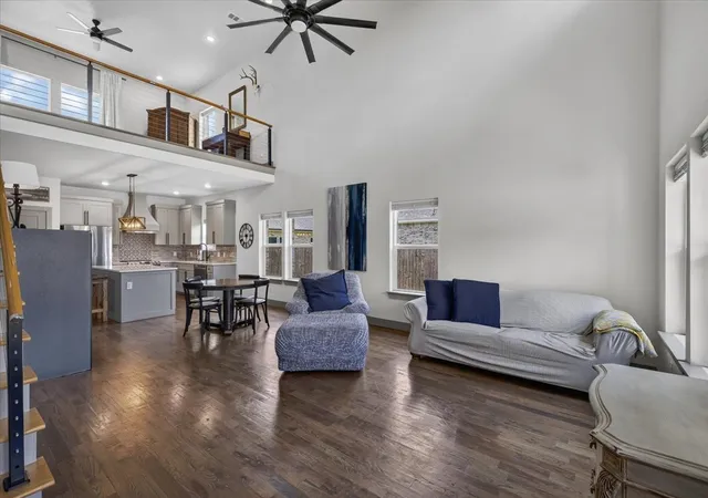 Photo 3 of Single family home for sale at 612 Kontiki Dr, Tool, TX 75143 | MLS# 21332155 | Listing updated on 2026-07-20