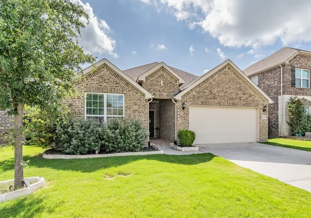 Photo 2 of Single family home for sale at 3705 Cicada Ln, Venus, TX 76084 | MLS# 21329203 | Listing updated on 2026-08-29