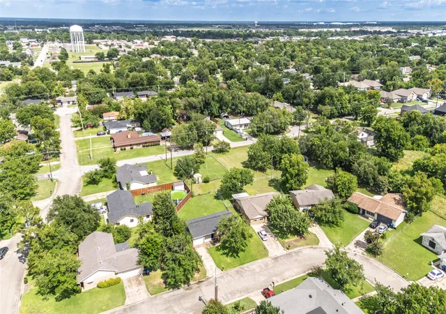 Photo 2 of Single family home for sale at 3407 Highmeadow Ln, Greenville, TX 75402 | MLS# 21332160 | Listing updated on 2026-09-15