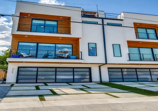 Photo 2 of Townhouse for sale at 4223 Munger Ave, Dallas, TX 75204 | MLS# 21332152 | Listing updated on 2026-08-19