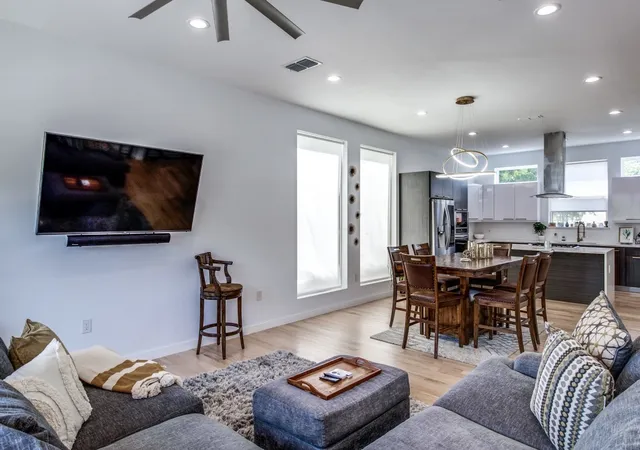 Photo 4 of Townhouse for sale at 4223 Munger Ave, Dallas, TX 75204 | MLS# 21332152 | Listing updated on 2026-08-19