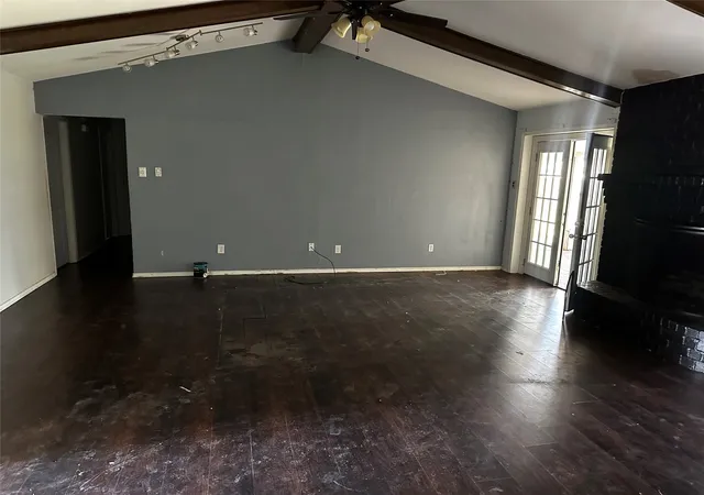 Photo 3 of Single family home for sale at 208 Connie Dr, De Soto, TX 75115 | MLS# 21306969 | Listing updated on 2026-07-15