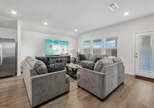 Photo 3 of Single family home for sale at 1453 Millstead Rill Dr, Caddo Mills, TX 75135 | MLS# 21315698 | Listing updated on 2026-10-05