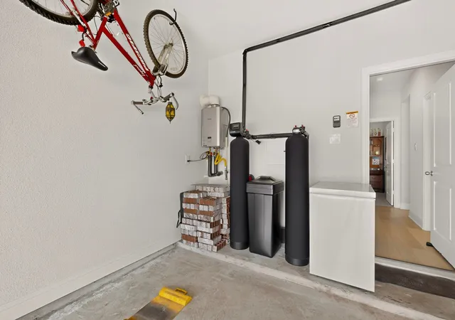 Photo 3 of Single family home for sale at 4133 Harrison St, Crandall, TX 75114 | MLS# 21324852 | Listing updated on 2026-09-25