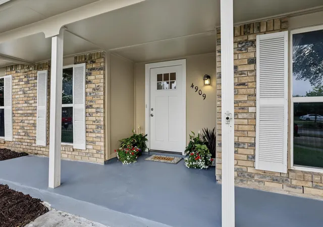Photo 3 of Sale Pending at 4909 N Colony Blvd, The Colony, TX 75056 | MLS# 21316530 | Listing updated on 2026-08-31